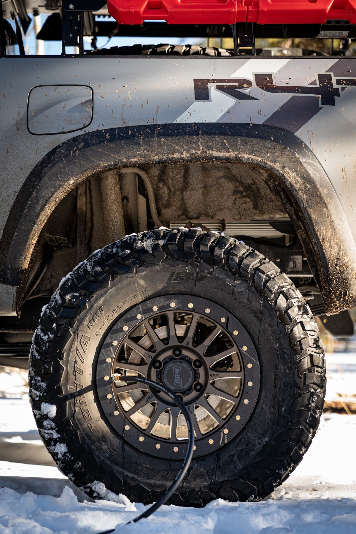 Relations Race Wheels RR7-H 17x8.5 (6x5.5 I 6x139.7) Hybrid Beadlock Toyota Tacoma/4Runner