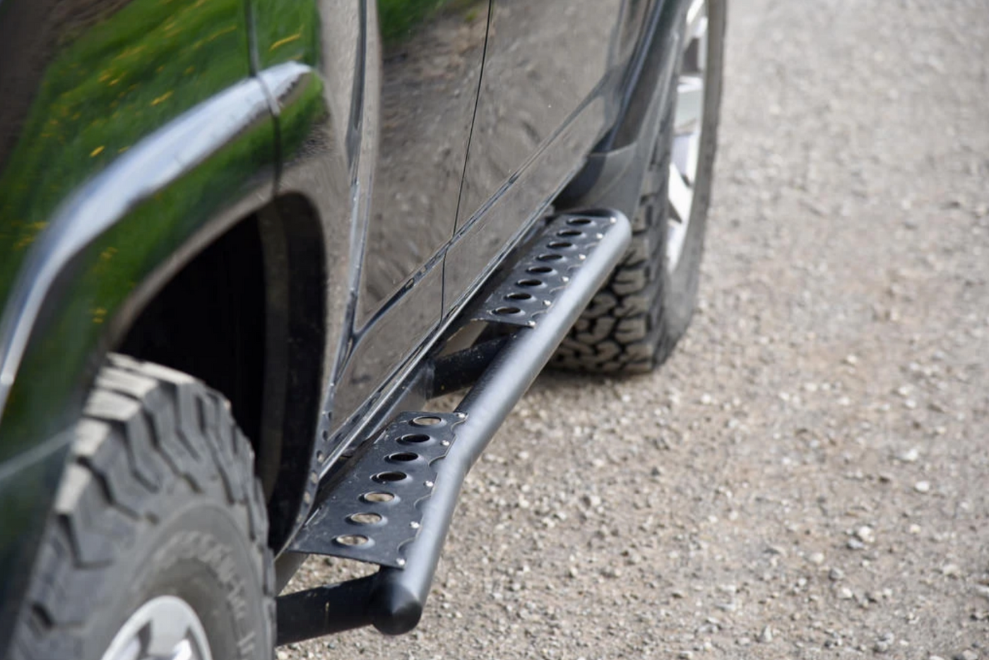 C4 Bolt-on Rock Sliders with Step Plates